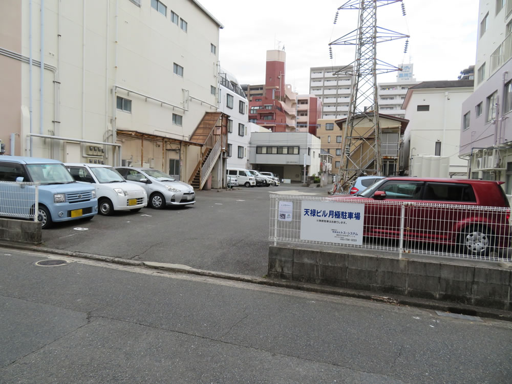 (有)天禄ビル駐車場外観写真
